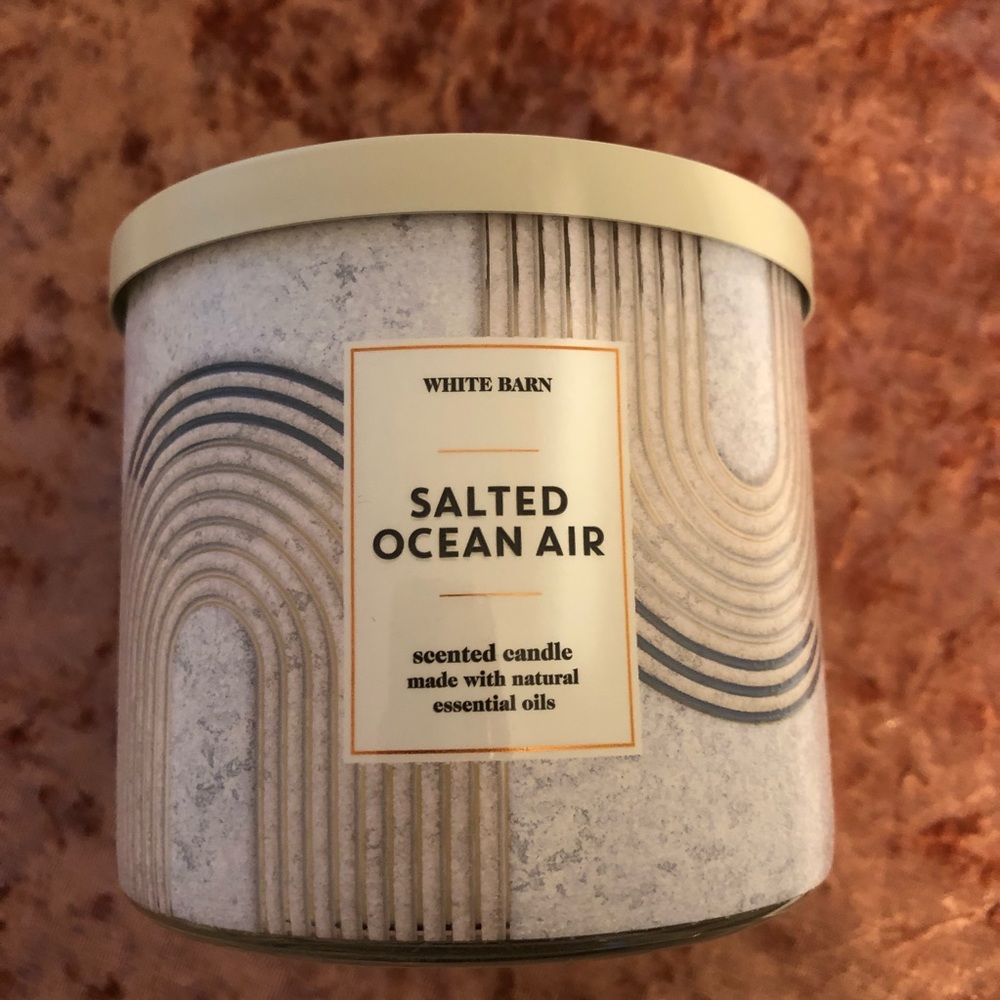 White Barn Candle